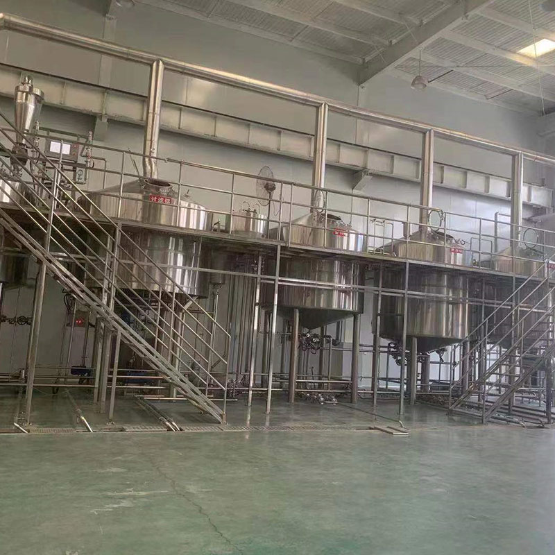 新宾精酿啤酒设备厂—平面布置、设备设计、制造、调试、培训等一条龙服务_COPY
